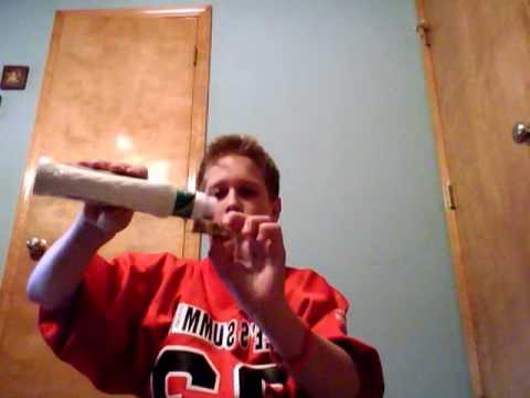 how to eat a gronola bar with alex brough