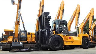 Hyundai 300D-9 30 Ton Forklift