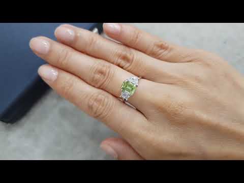 Light green tourmaline in octagon cut 1.10 carats Video  № 1