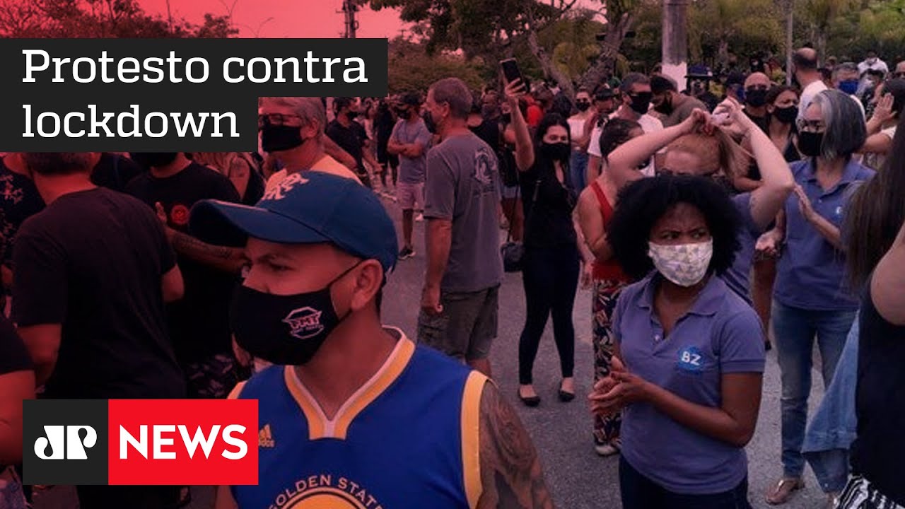 Moradores e comerciantes protestam contra lockdown em Búzios no RJ - YouTube