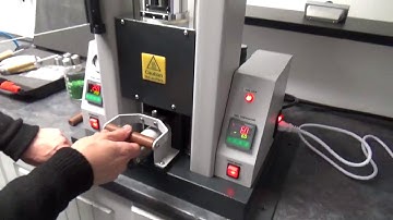 Test Sample Injection Moulding Apparatus