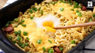 Instant Ramen (Cheese Egg) | Transcription of 쿠킹하루 Cooking Haru&#39;s recipe