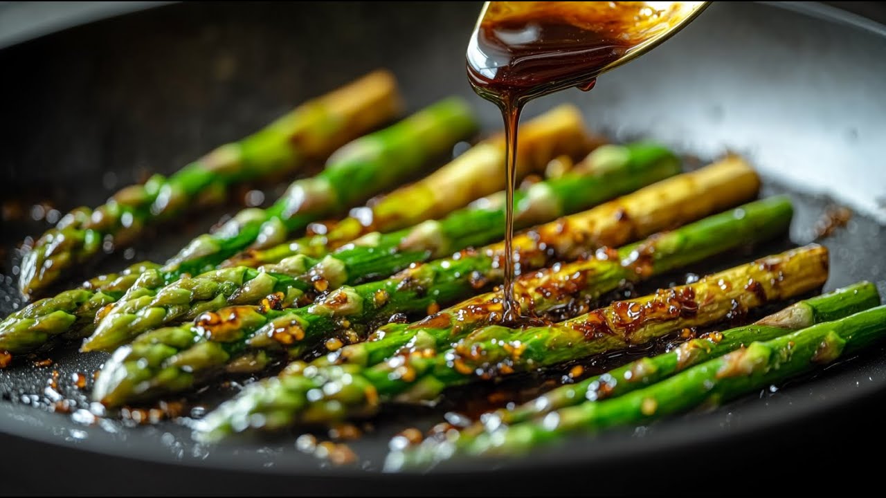 Этот рецепт спаржи настолько вкусный, что я готовлю его каждый день! Жареная зеленая спаржа