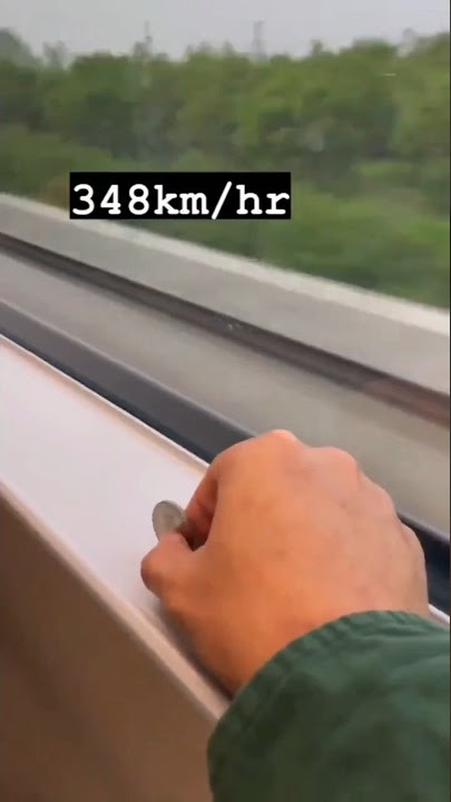 🤯 high-speed train in China speed of 348 km/hr #shorts