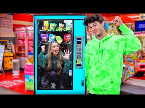 OVERNIGHT IN A VENDING MACHINE!!