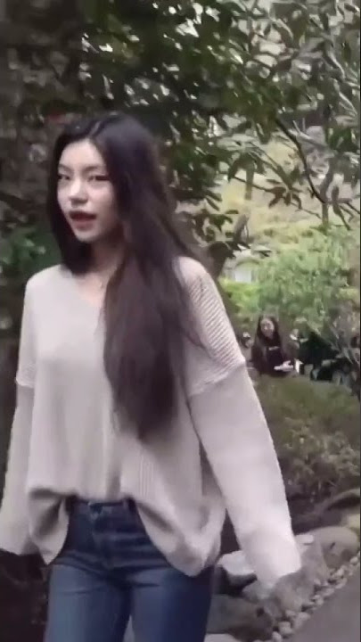 `[Mentahan Yeji Itzy] !