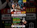 🚨 BIG CRISIS ALERT 🚨Desh bhar mein log banks se cash nikaal rahe hain! 😳#breakingnews