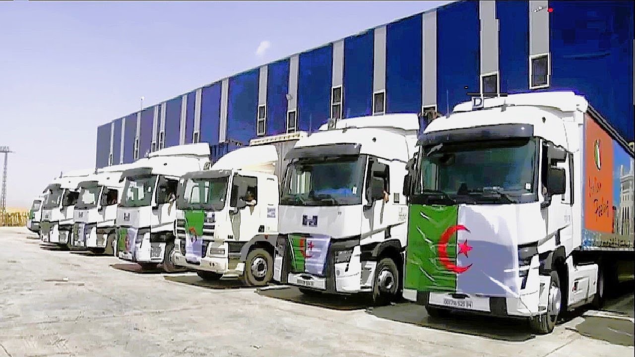 تابعو وزير التجارة يقف على أكبر عملية تصدير لمجمع كندور BBA CONDOR