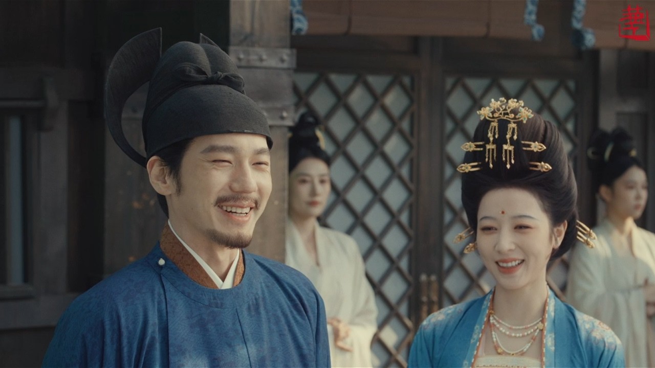 Чжао Куанъинь с величайшими почестями приветствовал короля Цяня на десятимильной улице.