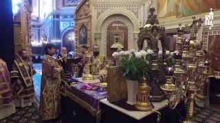 В Великий Четверг Патриарх Кирилл совершил Литургию в Храме Христа Спасителя(28 апреля 2016 года, в Великий Четверток, Святейший Патриарх Московский и всея Руси Кирилл совершил Божественн..., 2016-04-28T17:00:50.000Z)
