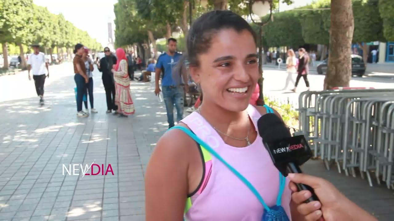 🇹🇳​ ​​​​​​🇩🇿​​​ جزائرية في تونس تتحدث على لباس المرأة في الجزائر.. نلقى حريتي في اللباس كان في تونس