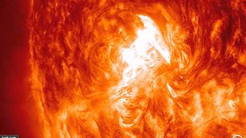 AIA 304 (2014-01-04 09:55:31 - 2014-01-04 10:54:55 UTC)