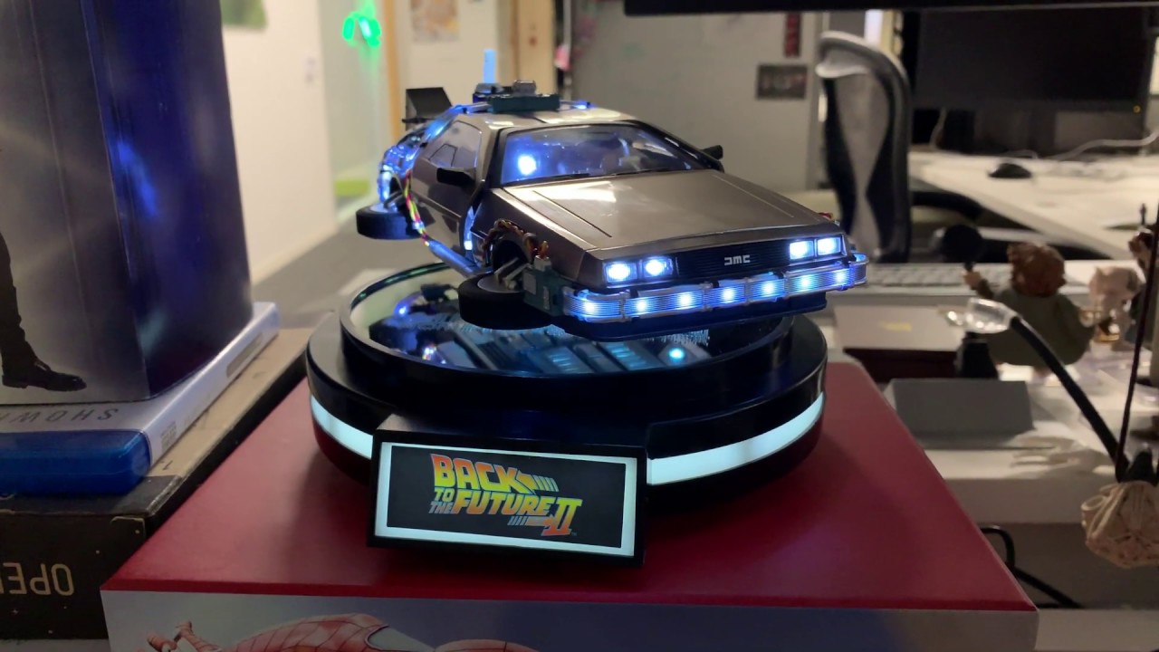 The DeLorean Time Machine model, with magnetic levitating (4K video) 