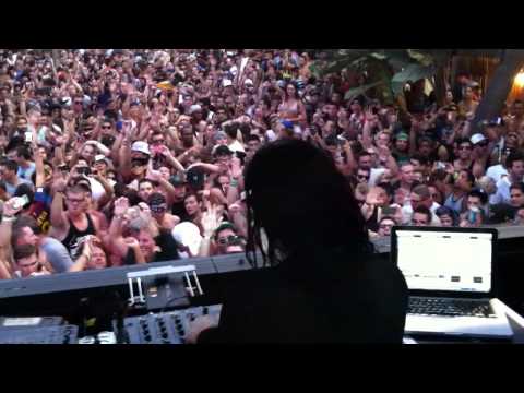Skrillex - Bangarang / Reptile Live @ WaveHouse
