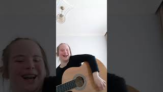 Tuğba Gitar Klasik Akor Manken Gibi Gelinimiz