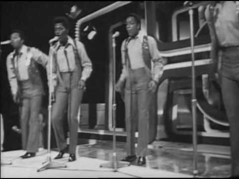 The Temptations - Can't Get Next To You (Live TOTP 1970)