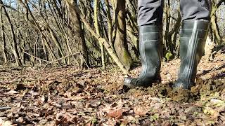 Rubber boots vs cowshit 236