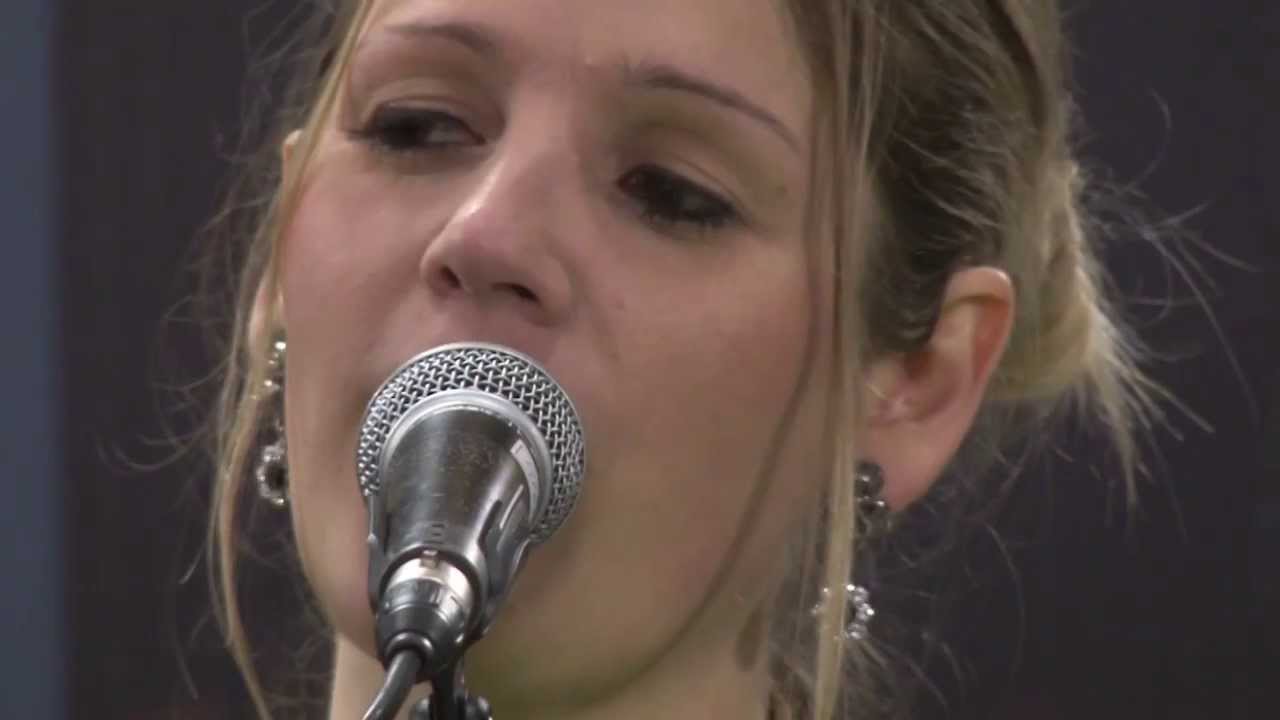 Prosa Curitibana 11- Gringos Wash Board Band - White Woman