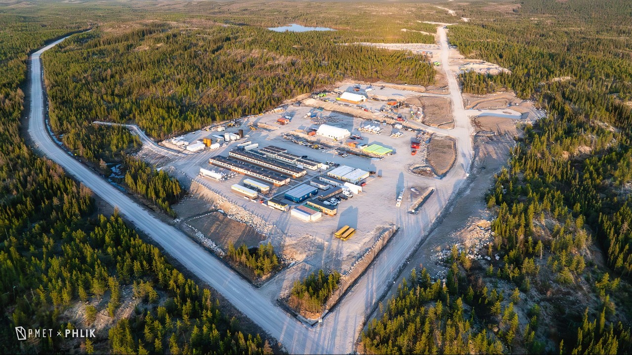 Aerial view of the Shaakichiuwaanaan camp