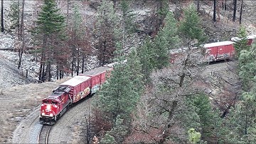 4K!! Two Massive Canadian Pacific Trains,snaking around a big curve in the Thompson Canyon!!