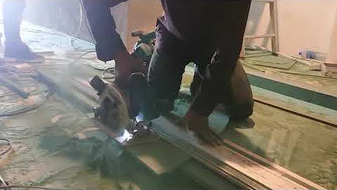 DHS660 Makita Circular Saw 18V 165mm