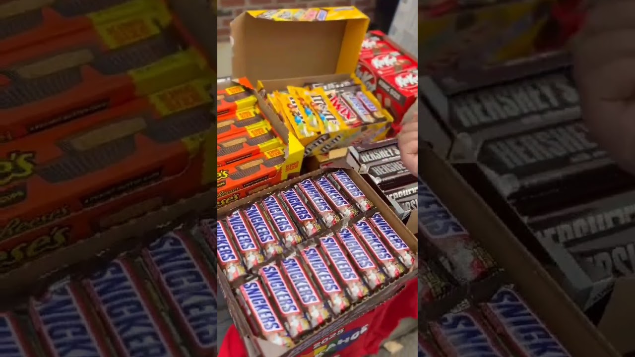 Tuckahoe's Creepy Candy Crawl 2025! Happy Halloween! ^__^