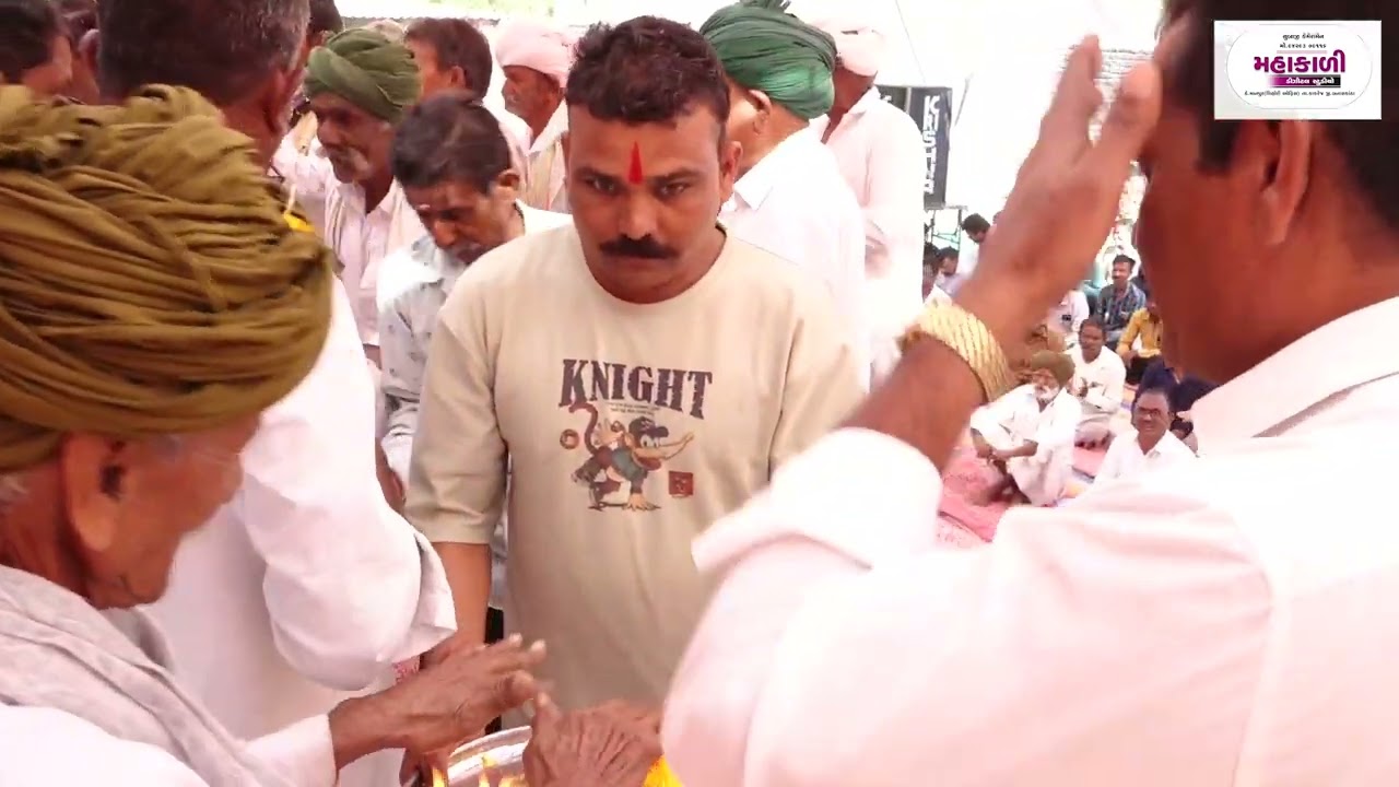 મા બહુચર માતાજી ની આરતી લક્ષ્મીપુરા પ્રતિષ્ઠા નિમિત્તે 