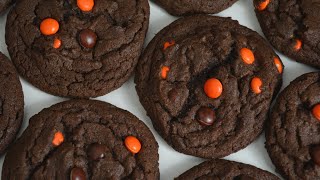 Chocolate Peanut Butter Reese’s Pieces Cookies | Easy Halloween cookies recipe