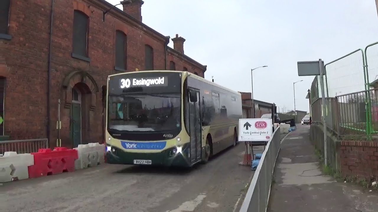 Buses of York 2025-City Centre Scenes