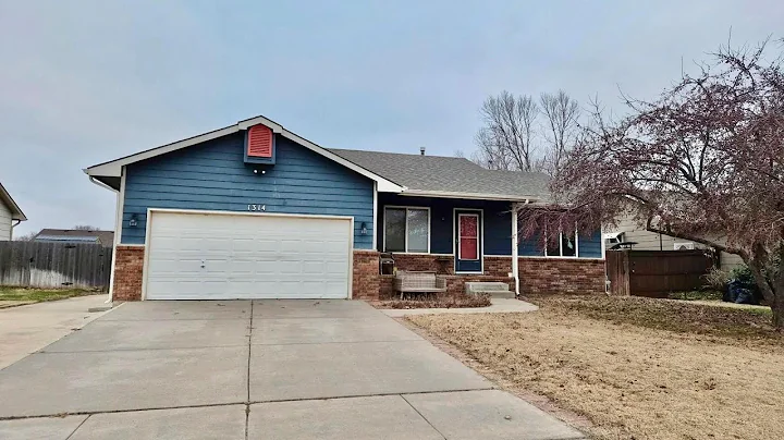 NEW LISTING: 1314 E Hurley St Haysville KS 67060