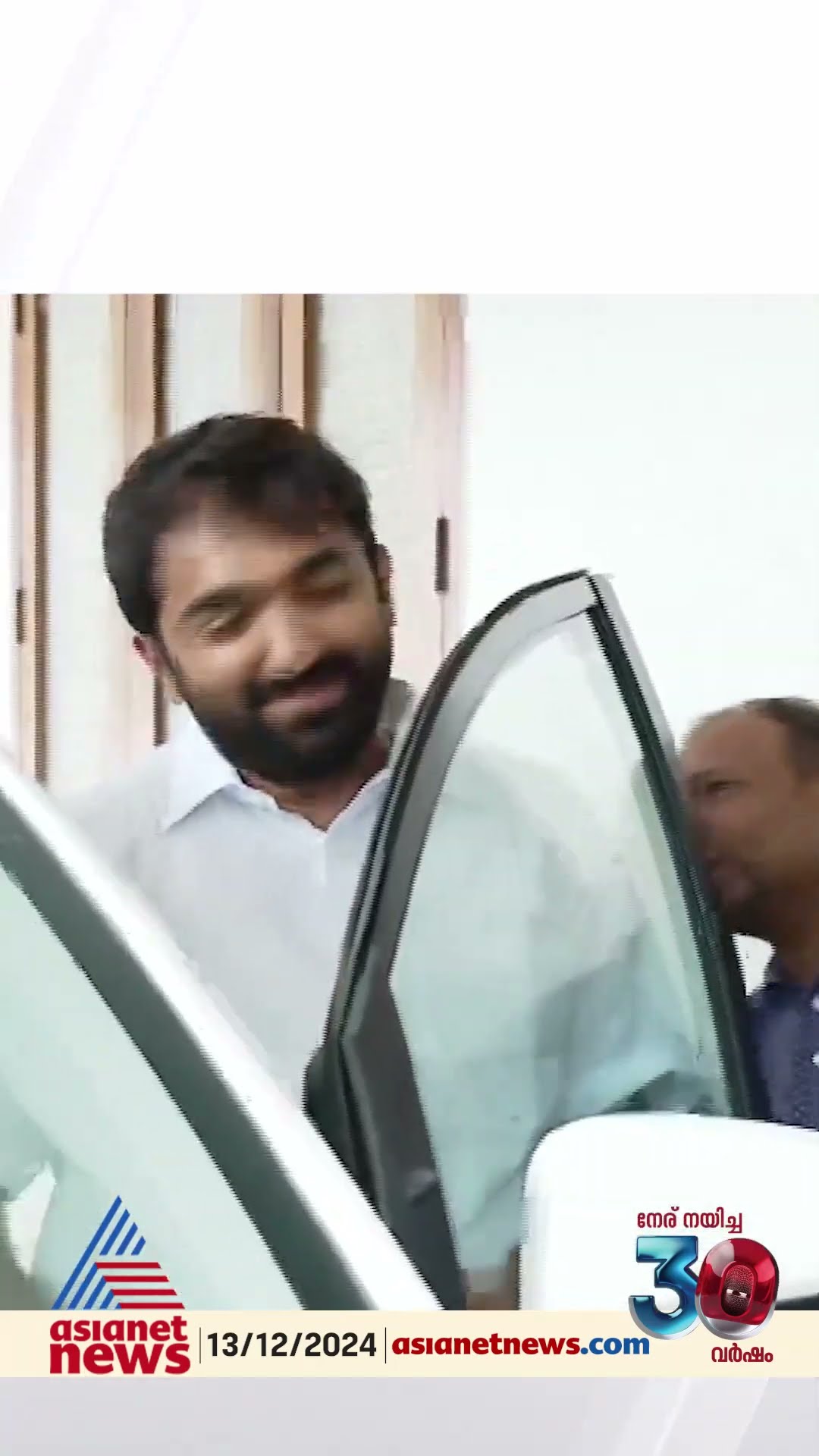 '2026 ലെ തെരഞ്ഞെടുപ്പിന് മുൻപ് പാർട്ടി വിടുമ്പോൾ ഈ വഞ്ചി മുക്കിയിട്ട് പോകാനാണ് പലരും ശ്രമിക്കുന്നത്'
