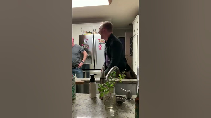 Surprise Homecomer! Son's Surprise Visit Brings Mom to Tears!