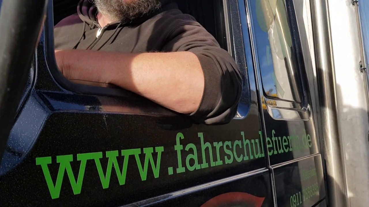 LKW Führerschein CE Anhänger Rückwärts Geradeaus Fahrschule Schäfer ...
