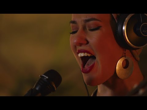 Barasuayo - Carina La Dulce (Cuban Santeria Prayer, Ethnic House)