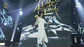 Celebrity [180111] Taeyeon - 32nd Golden Disk Awards Opening ❤️❤️ Wealth