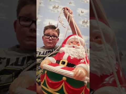 Video: Gumagawa pa ba sila ng Christmas blow molds?