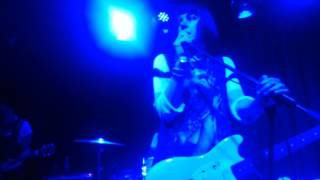 Dilly Dally - Desire - Live