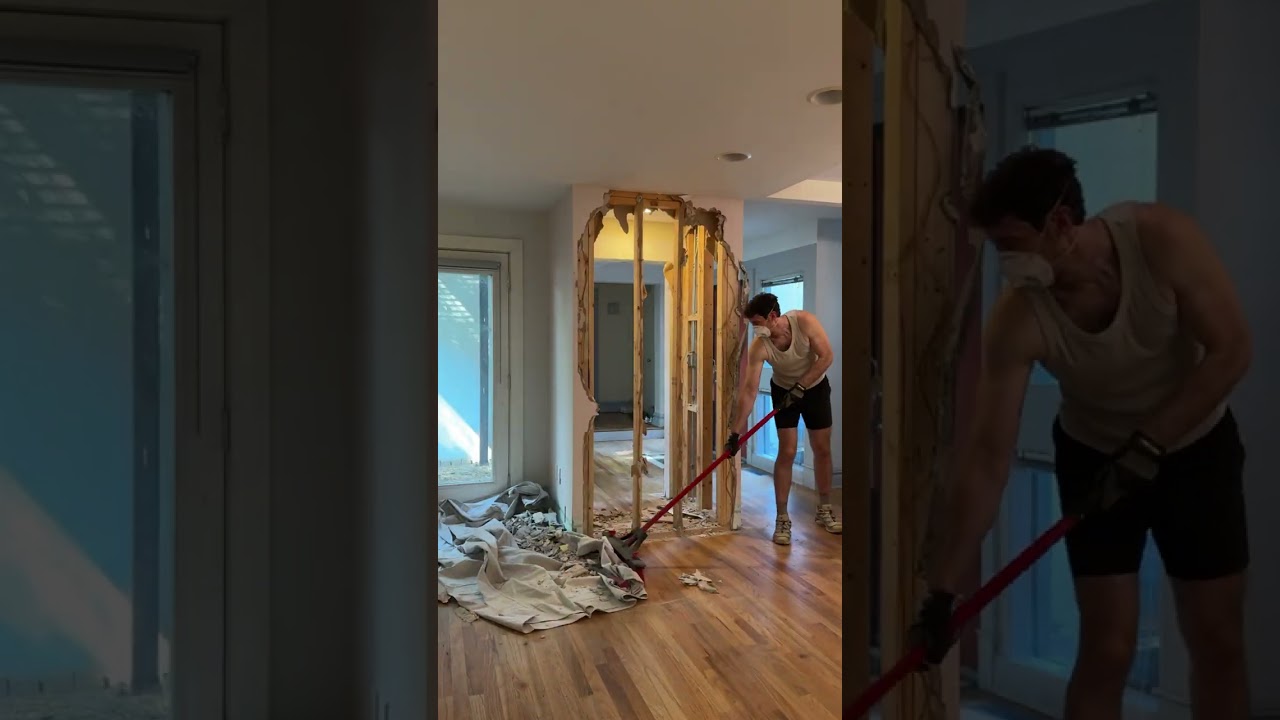 День сноса нового дома 🏡 Начинаем работу в новом доме, убирая этот шкаф для одежды