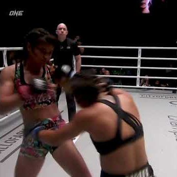THIS GIRLS FIGHT WAS VERY INSANE #SHORTS