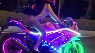 Moto Colorida Resimi