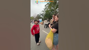 Chia sẻ về chủ đề thú vị cùng du khách nước ngoài #tuvungtienganhtheochude #interview