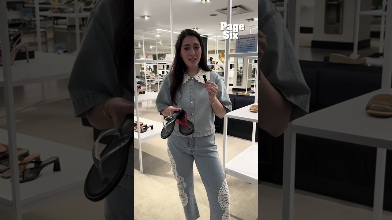 Ready for this jelly? 🪼 Jelly shoes are officially that girl *again* 