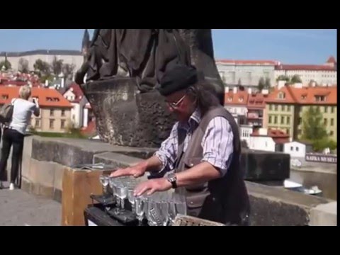 Videó: A Prágai Károly-híd Legendái - Alternatív Nézet