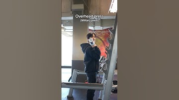 How to Overhead Press Correctly (Military Press)