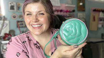 Making the Mini-Magdalena Wristlet Pattern by Oro Rosa