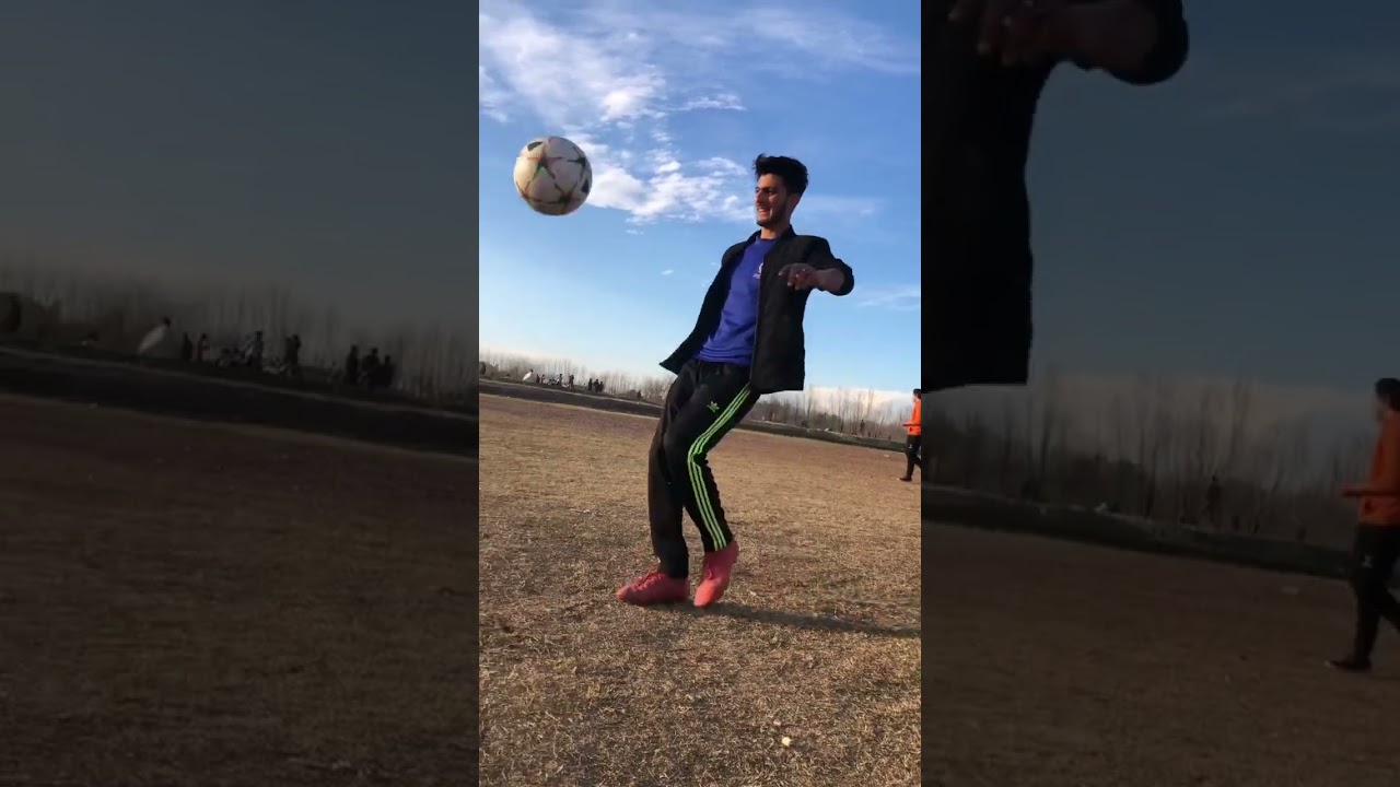 Football skills ⚽️❤️🙌 #football #footballshorts #footballskills