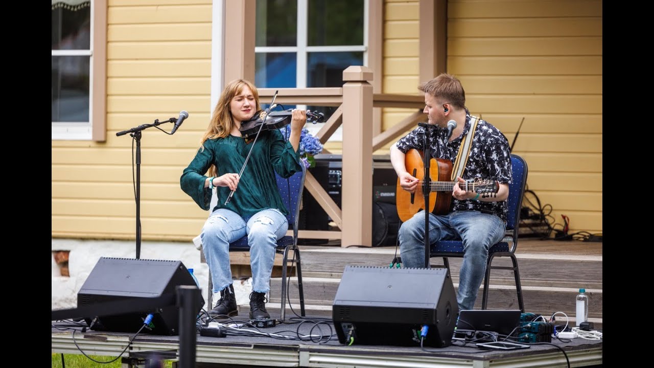 Daniel Quayle & Elizabeth Davidson Viru Folgil 2023