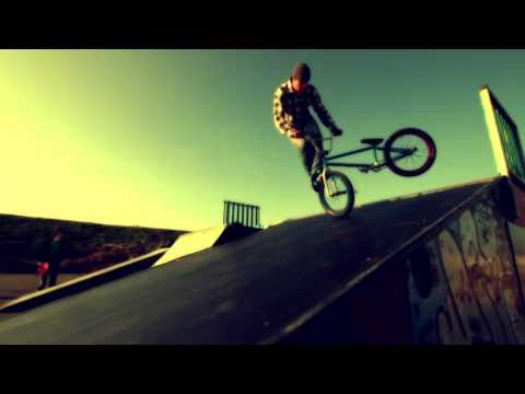 BIKE BMX SLOWMOTION 1000 fps Canon 7d GoPro HD