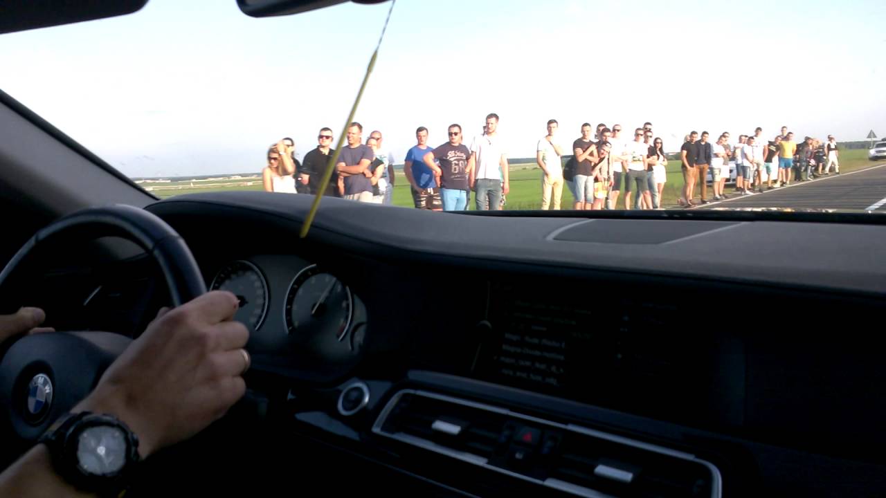 Audi A7 3.0 TDI vs Bmw 740i F01 Drag Race 402M