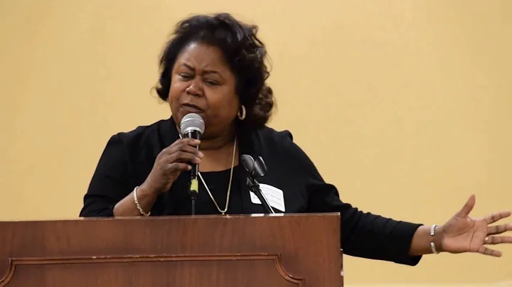 First Lady, Brenda Herron renders a solo - Anchore...
